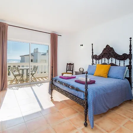 Holiday home Casa Londamba - Sea View Over Meia Praia, Lagos