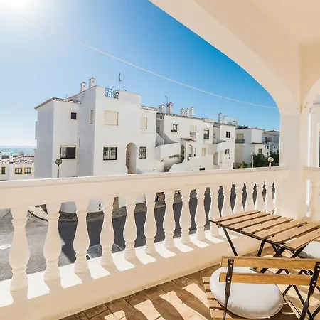 Casa Londamba - Sea View Over Meia Praia, Holiday home *